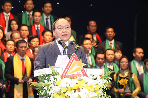 Tôn vinh 200 doanh nghiệp "Sao Vàng đất Việt 2015"