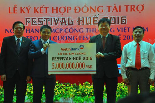 Vietinbank trở thành Nhà tài trợ Kim cương Festival Huế 2016