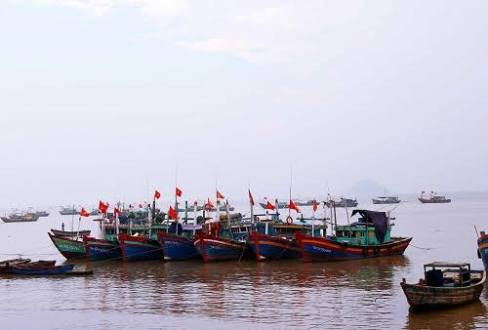 Đánh bắt bằng kích điện, 3 tàu cá bị bắt giữ