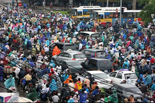 200 Cảnh sát cơ động được huy động để chống ùn tắc giao thông tại Hà Nội