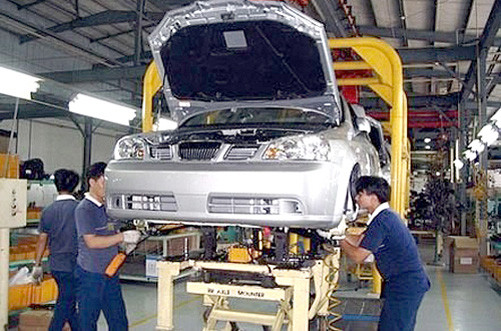 Đến năm 2019, giá một số dòng xe ô tô giảm gần một nửa