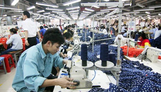 Ngành công nghiệp mũi nhọn, loay hoay tìm đến bao giờ?