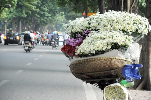 Dự báo thời tiết ngày 23/10: Bắc Bộ thời tiết tốt, Nam Bộ nắng gián đoạn