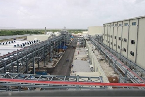 Tin tức kinh tế 30/10: PVN thoái vốn khỏi nhà máy xơ sợi polyester Đình Vũ
