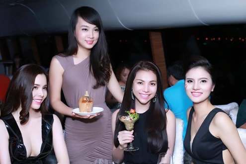 Minh Nhật sáng tạo cocktail làm từ bánh mì đầu tiên trên thế giới