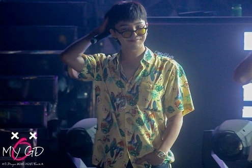 G-Dragon khiến fan phát hoảng vì "quả đầu" ngố tàu