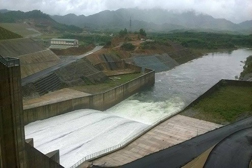 Tin tức xã hội 5/11: Hàng trăm hộ dân chạy lên núi trong đêm vì tin đồn vỡ đập