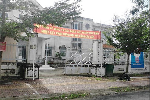 Đưa nước mặn vào ruộng, một cán bộ bị đề nghị cho thôi việc