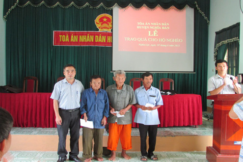 TAND huyện Nghĩa Đàn: Hiệu quả từ đổi mới công tác xét xử và đẩy mạnh hỗ trợ người nghèo