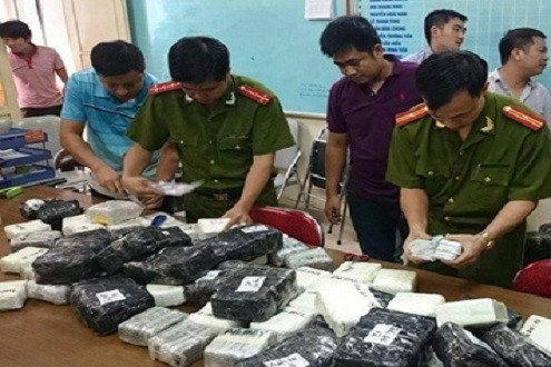 Thu giữ 1.400 chiếc điện thoại không rõ nguồn gốc