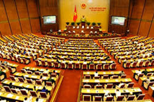 Quốc hội thông qua tăng 5% lương cơ sở từ 1/5/2016