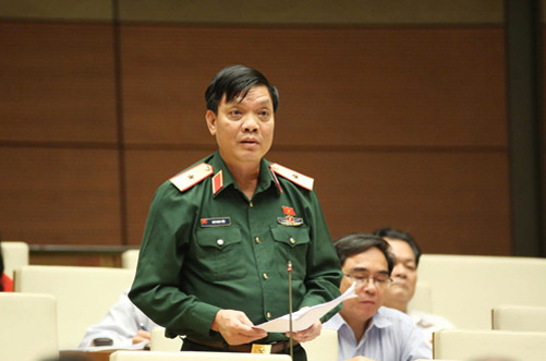 Thống nhất nâng hạn tuổi phục vụ tại ngũ