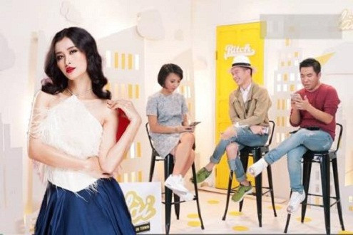 Tin tức giải trí ngày 19/11: Đông Nhi có thể sẽ nhờ cơ quan pháp luật xem xét talk show của MC Thùy Minh
