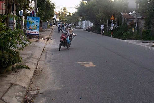 Say rượu, rượt đuổi hàng xóm bị ngã tử vong