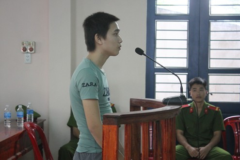 Sa ngã sau ngày sinh nhật 16 tuổi