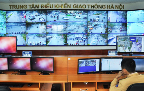 100 camera "bắt lỗi" trên đường, ô tô "sợ" vượt đèn đỏ