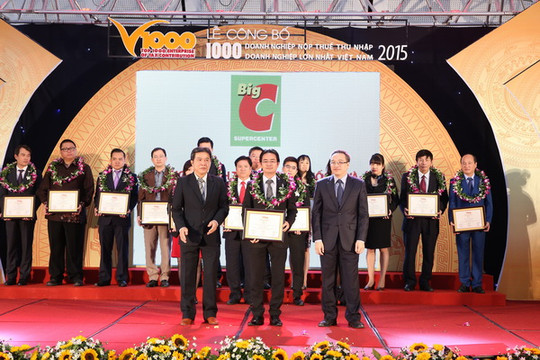 Hệ thống siêu thị Big C được vinh danh Top 50 DN thành tựu xuất sắc 2011-2015
