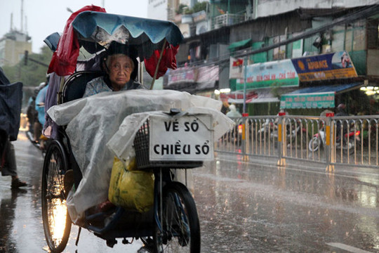 3.200 đoàn đi công tác nước ngoài: Nhiều quá trời!