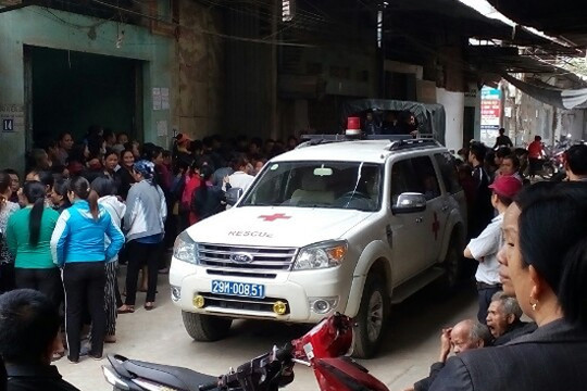 Hà Nội: Án mạng trong đêm, 1 người tử vong