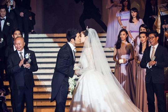 Đám cưới ngôn tình "nổi sóng" của sao Thế giới trong năm 2015