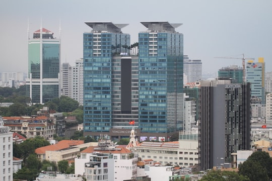 Giá thuê văn phòng tại TP.HCM tiếp tục tăng