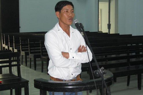 Ân hận muộn màng của gã trai đẩy ông lão hái dừa thiệt mạng