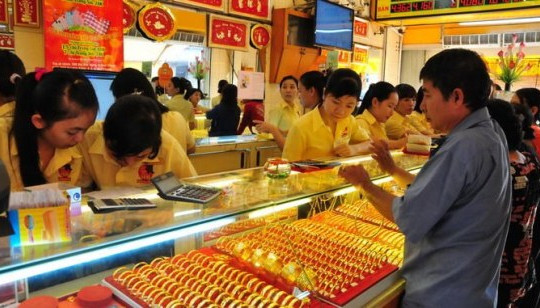 Giá vàng tăng đột biến do căng thẳng Trung Đông