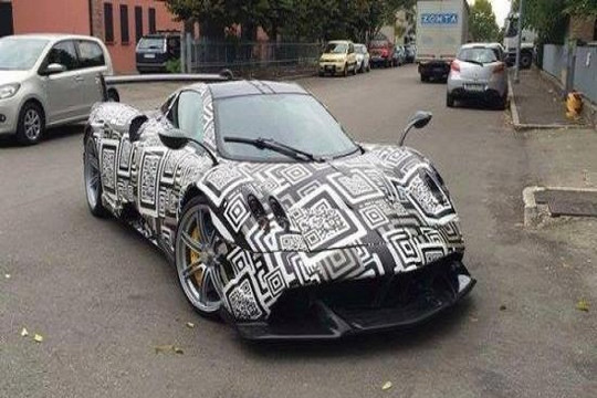 "Thần gió” Pagani Huayra sắp trình làng