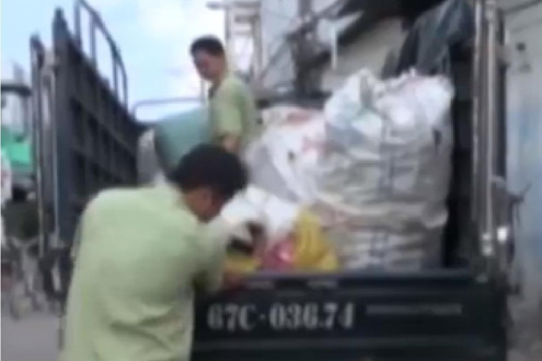 An Giang: Phát hiện hàng lậu trong xe chở phế liệu