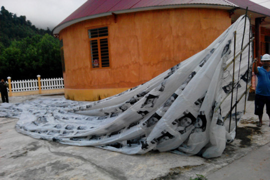 Thông tin mới về vật thể lạ ghi chữ nước ngoài rơi xuống nhà dân