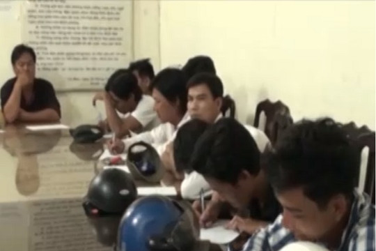 Cà Mau: Bắt 18 đối tượng đá gà ăn tiền