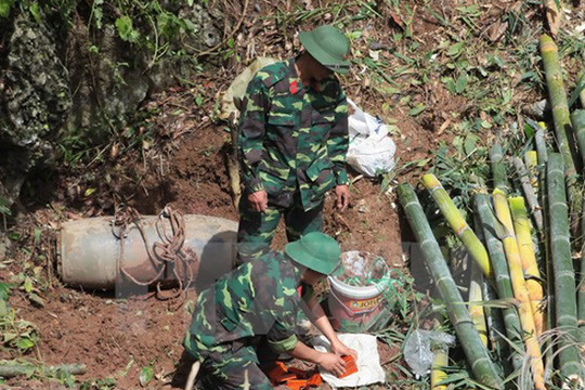 Phú Thọ: Hủy nổ an toàn quả bom nặng 250 kg