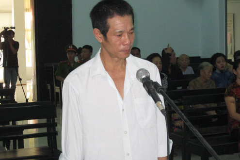 Ghen tuông giết người tình của vợ rồi bỏ trốn
