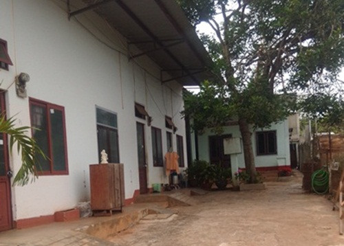 Vướng "lưới tình", hai anh em họ chết thảm trong phòng trọ
