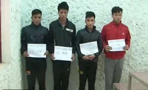 Bịa chuyện mất tiền trong nhà nghỉ, gọi đồng bọn đến cướp
