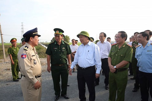 Tăng cường chống buôn lậu xăng dầu trên biển