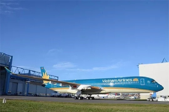 Máy bay Vietnam Airline gặp sự cố giảm áp suất