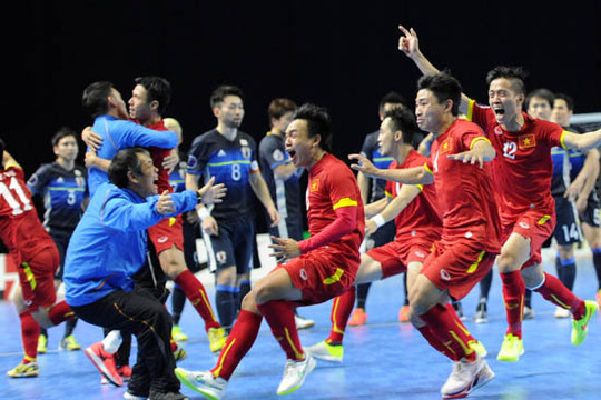 Tin tức thể thao 19/2: FIFA chúc mừng thành tích của futsal Việt Nam
