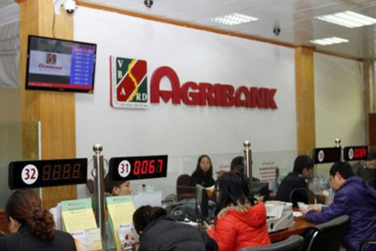 Agribank huy động hơn 9.000 tỷ đồng qua chương trình tiết kiệm dự thưởng