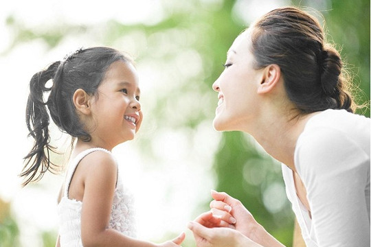 Trang bị kỹ năng dạy con ngoan từ tấm bé cho các ông bố, bà mẹ
