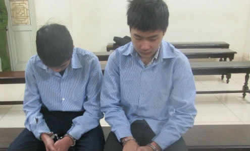 Tình người chốn công đường
