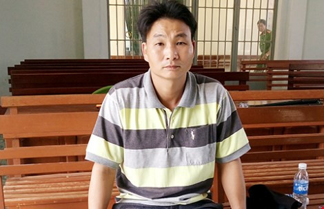 Bác hiếp dâm bạn học của cháu