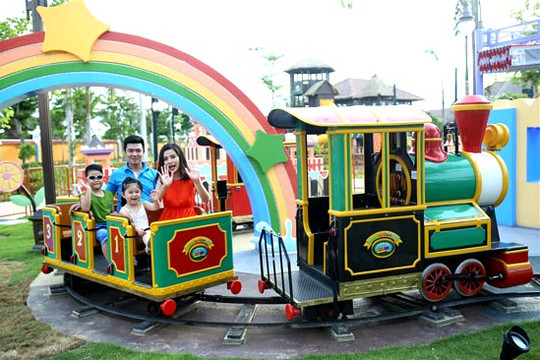 Asia Park giảm 50% giá vé cho phụ nữ nhân dịp 8/3