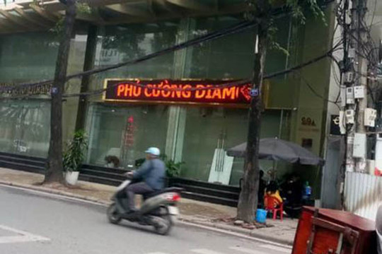 Cửa hàng vàng Phú Cường bị khám xét vì nghi vấn buôn lậu