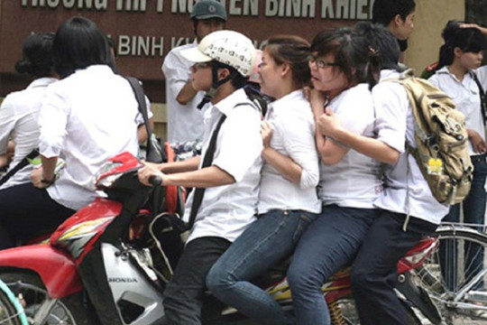 Đuổi học học sinh vi phạm giao thông: Sở GD&ĐT Hà Nội lên tiếng