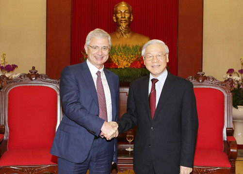 Tổng Bí thư tiếp Chủ tịch Quốc hội Cộng hòa Pháp Claude Bartolone