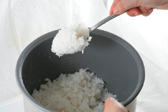 Ăn cơm nguội gây ung thư, chuyên gia Y tế nói gì?