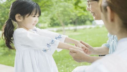 Những phép ứng xử mẹ phải dạy con