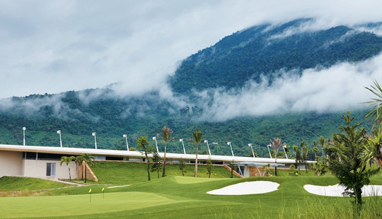 Chiêm ngưỡng tuyệt tác sân golf đầu tiên tại Bà Nà