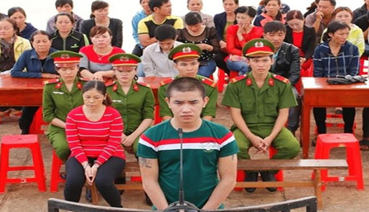 Vờ mua nước rồi sát hại chủ quán cướp tài sản